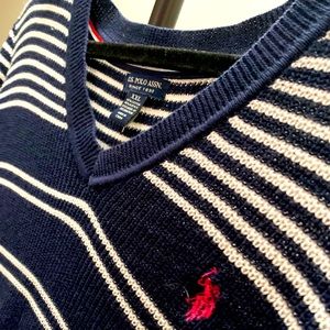 never worn XXL U.S. POLO ASSN. stripped sweater